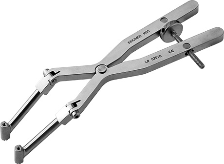 Bone Pins &ndash; Shouldered